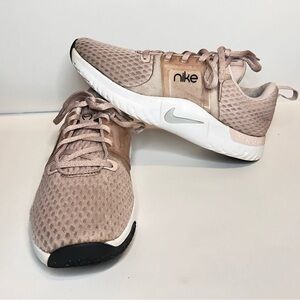 Womens Nike renew in-season TR10